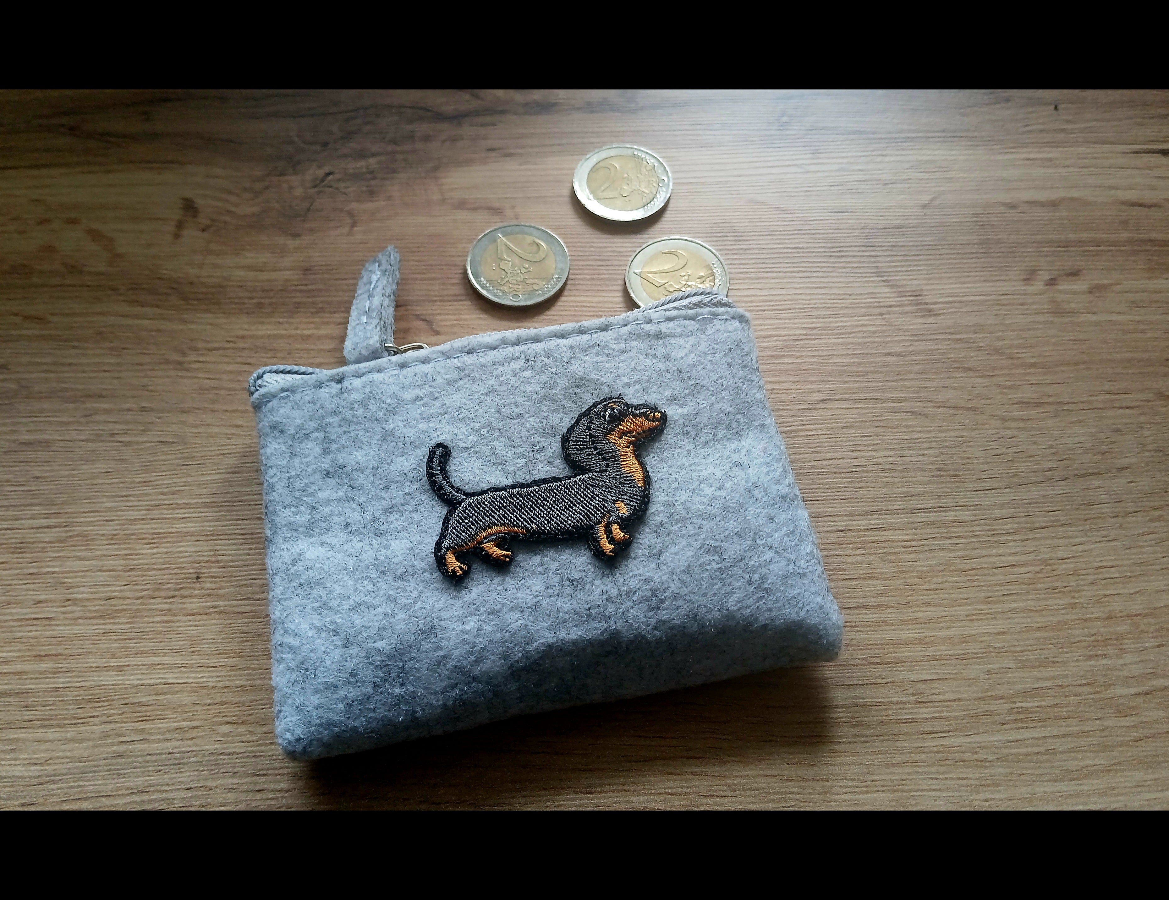 Schattige teckel portemonnee, hondenmuntenhouder met rits, vilten creditcardhouder, cadeau voor een hondenliefhebber