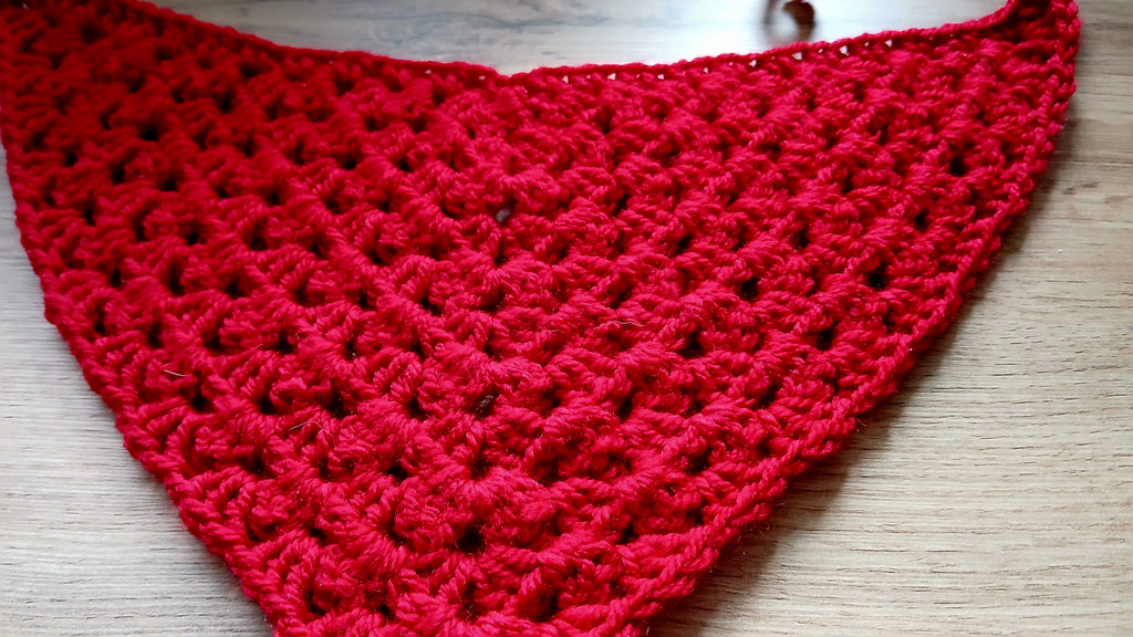 Rode hondenbandana, handgemaakte puppyhalsband, gehaakte kleding voor huisdieren, maat XS-L