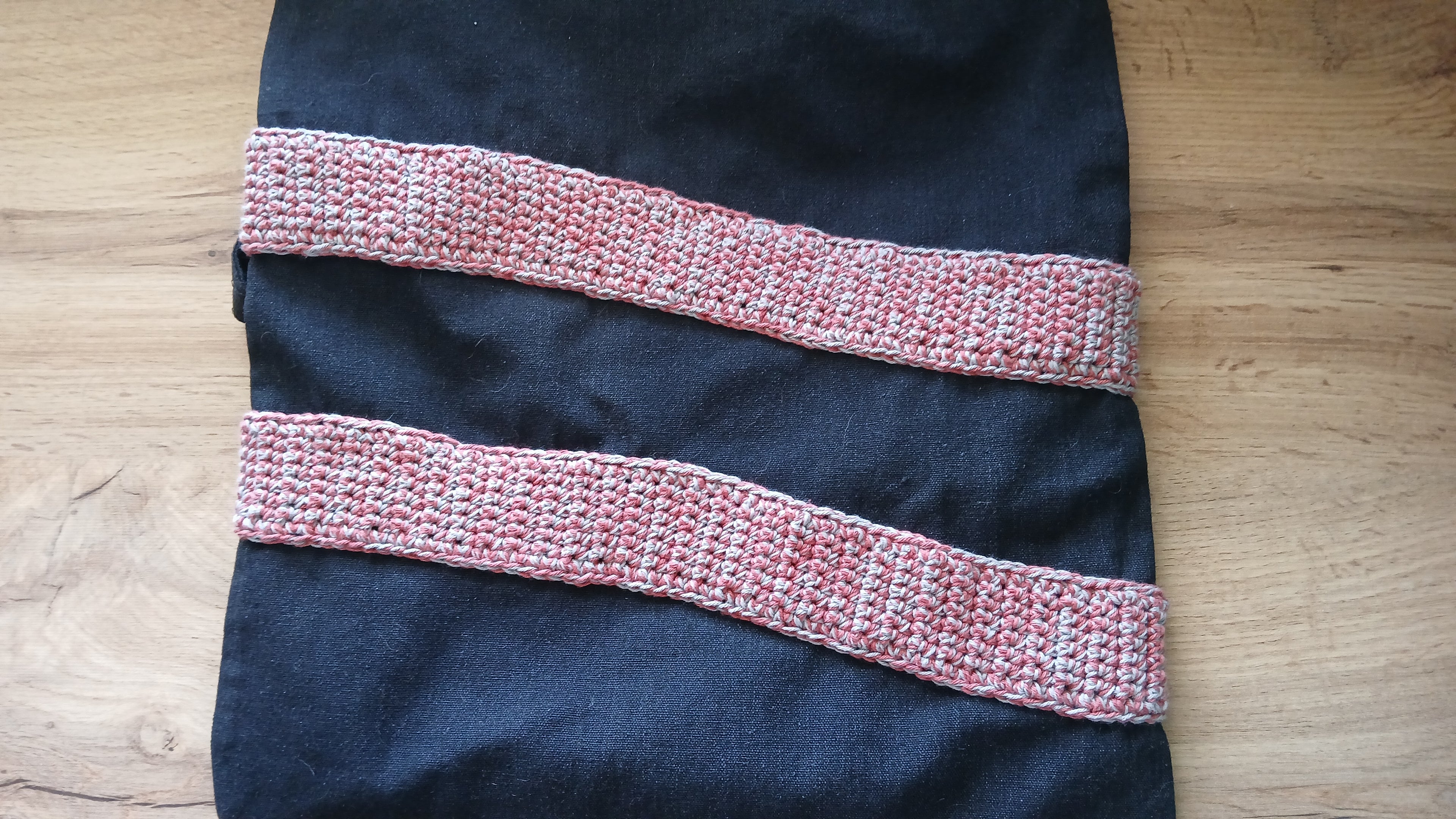 Back of dachshund tote bag