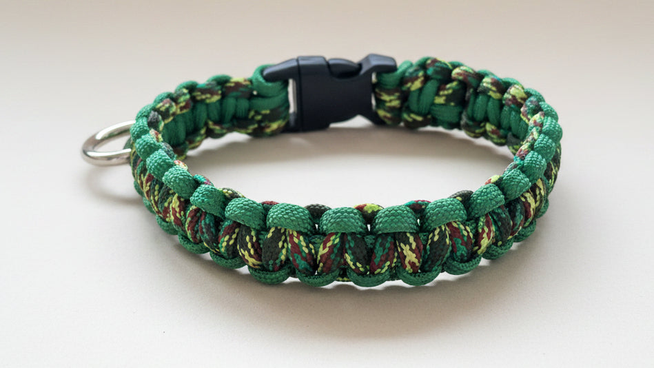 Green camouflage paracord dog collar 