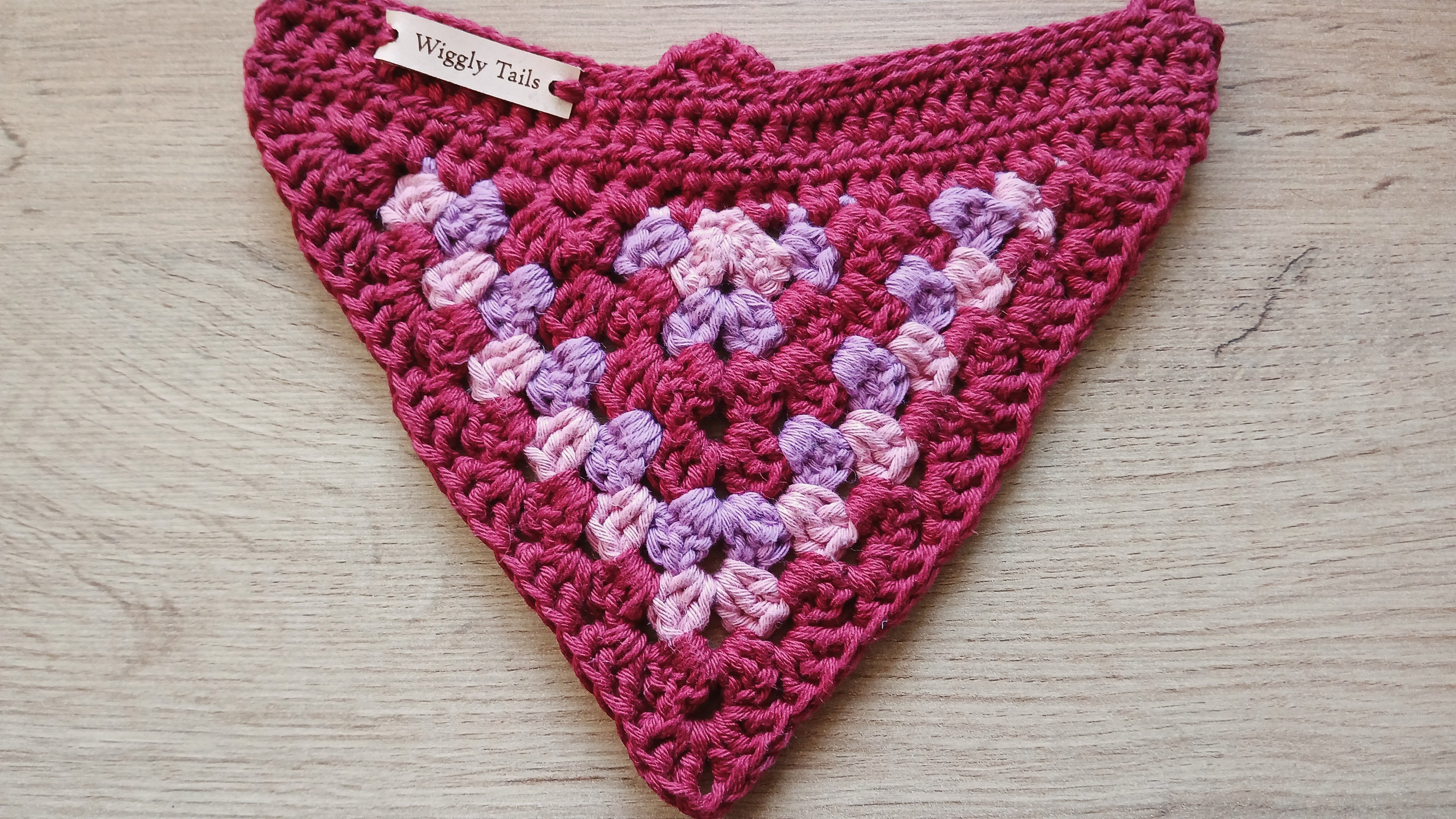 Kleine hondenbandana in framboos, lavendel en roze - katoenen bandana die over de halsband geschoven kan worden