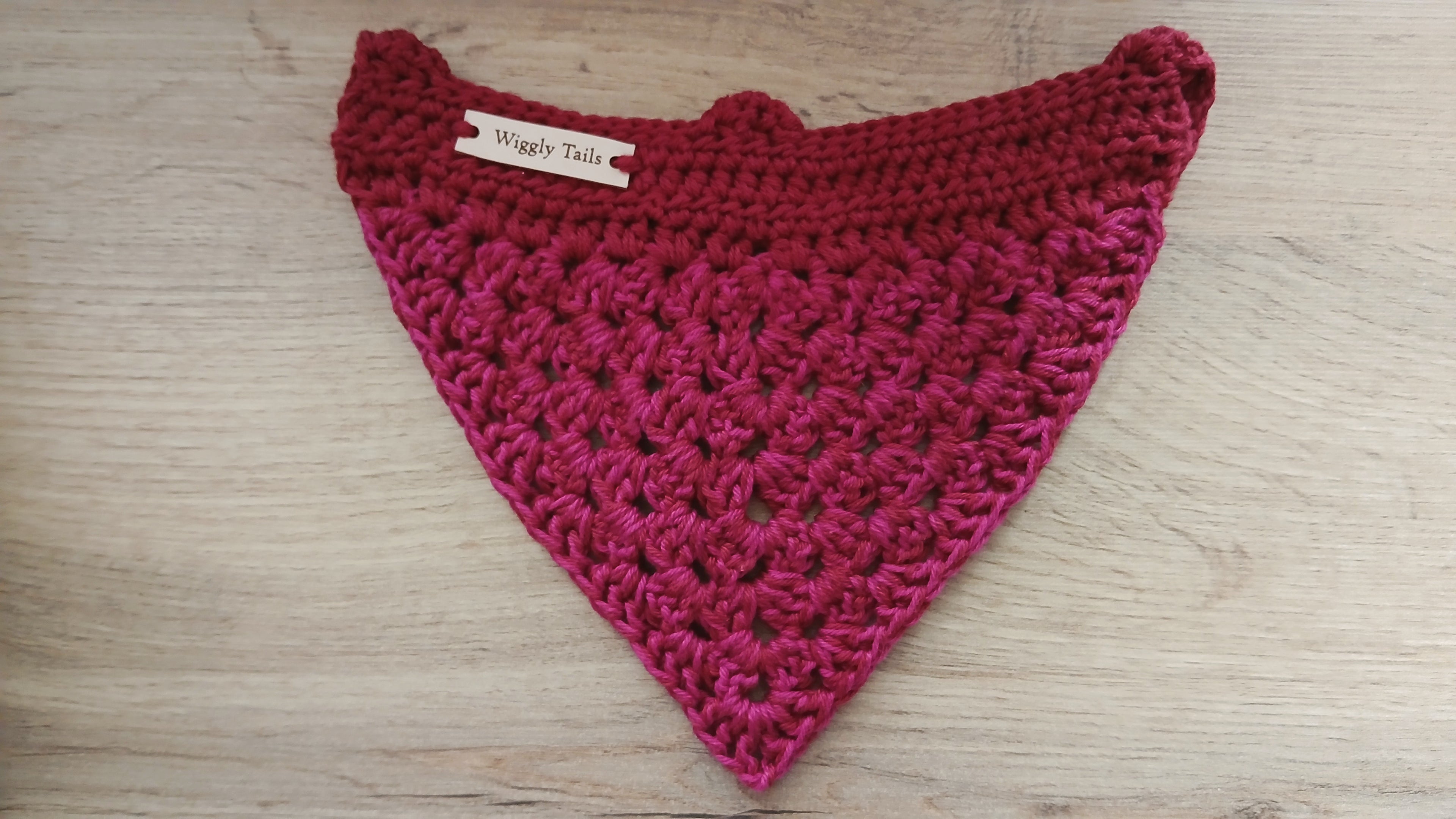 Kleine rode hondenbandana, gehaakte hondensjaal, katoenen bandana om over de halsband te schuiven