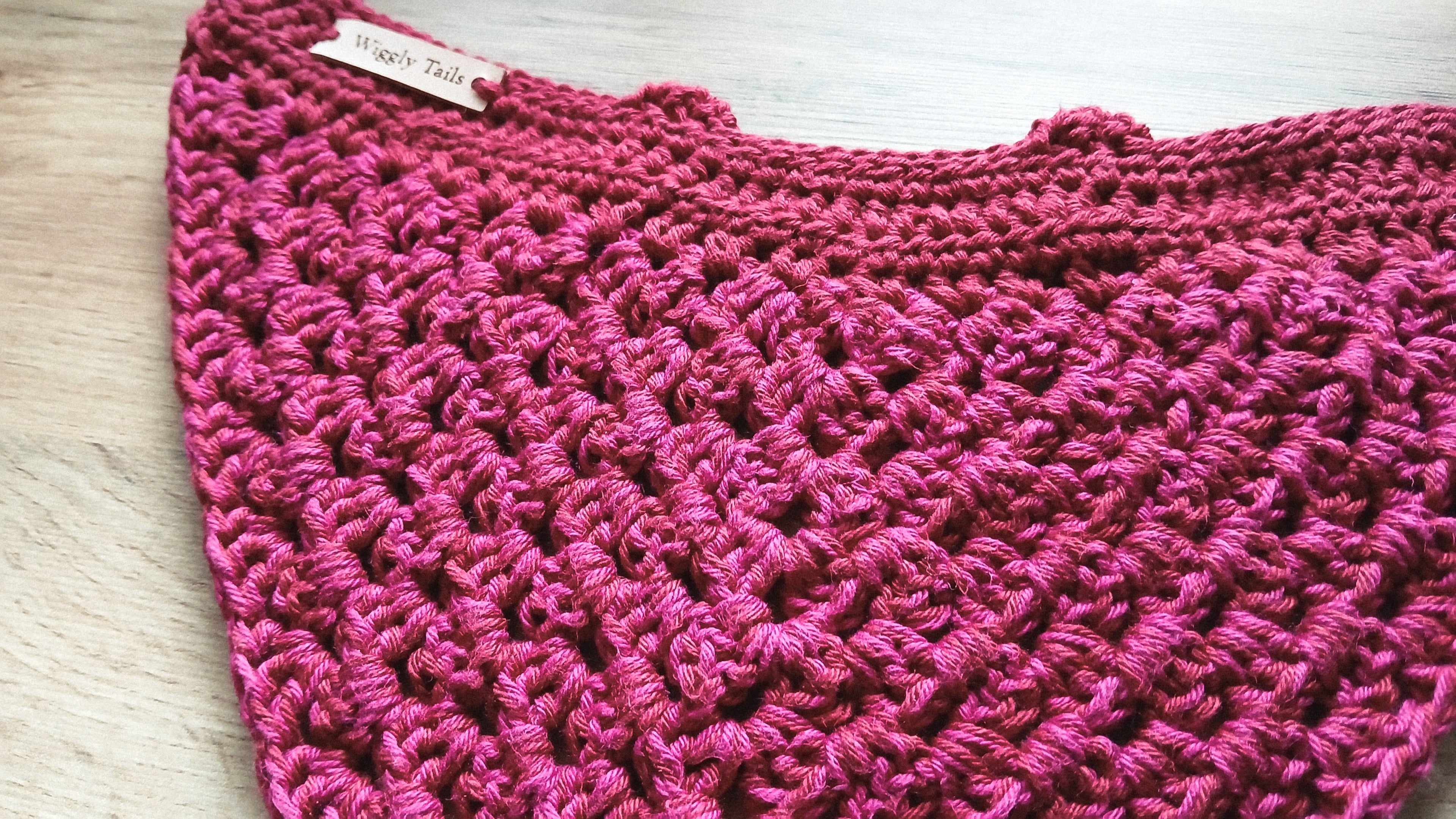 Grote frambozenrode hondenbandana, gehaakte hondensjaal, katoenen bandana om over de halsband te schuiven